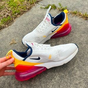 White Nike Air Max 270